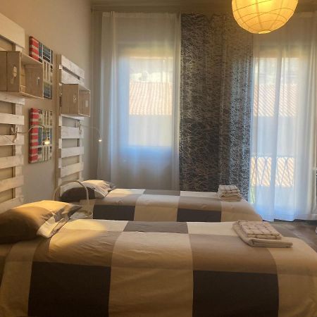 La Casa Di Garibaldi Lejlighed Borgomanero Eksteriør billede